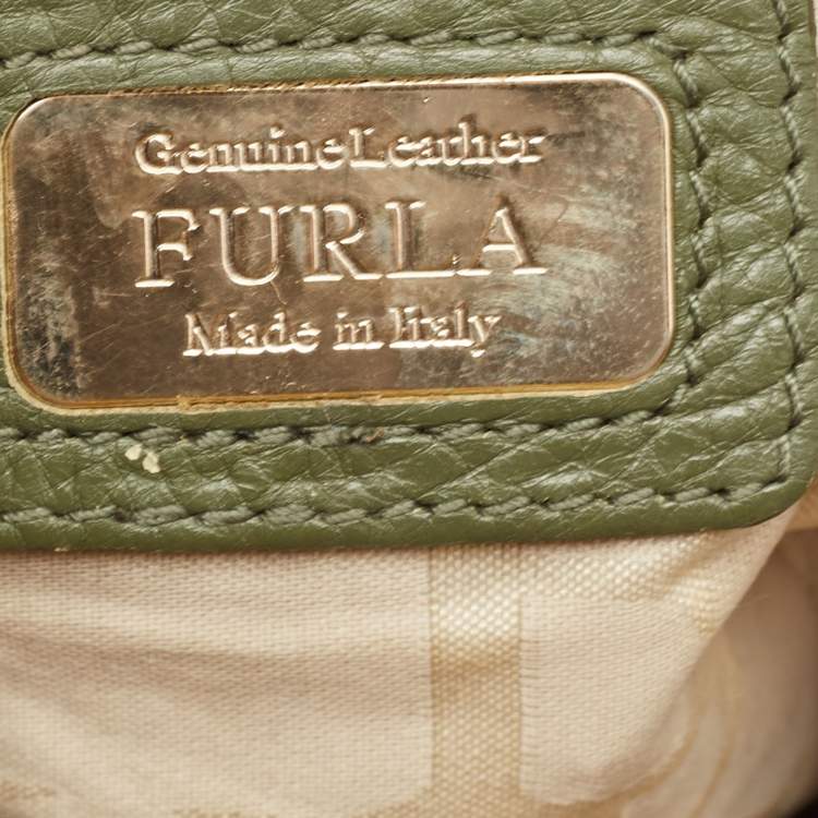Pre Owned Furla Green/Yellow Leather Globetrotter Messenger Bag