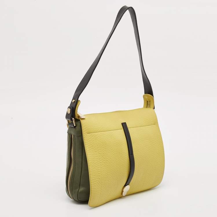 Pre Owned Furla Green/Yellow Leather Globetrotter Messenger Bag
