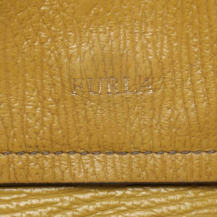 Pre Owned Furla Yellow Leather Crossbody Bag
