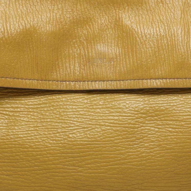 Pre Owned Furla Yellow Leather Crossbody Bag