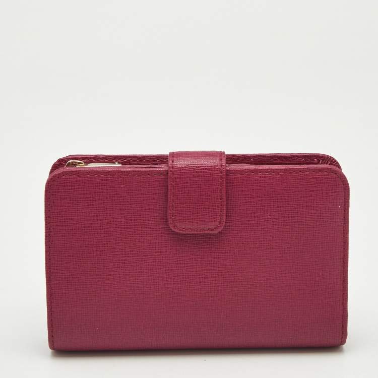 Pre Owned Furla Fuchsia Leather Babylon Compact Wallet