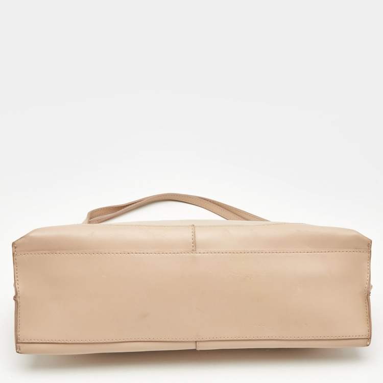 Pre Owned Furla Peach Leather Zip Shoulder Bag
