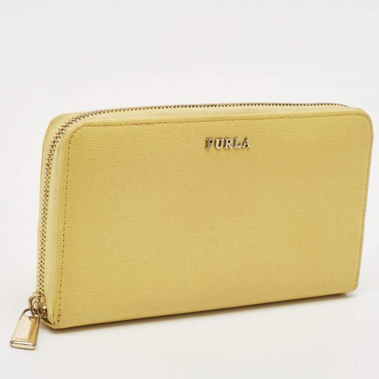 Pre Owned Furla Yellow Leather Zip Continental Wallet