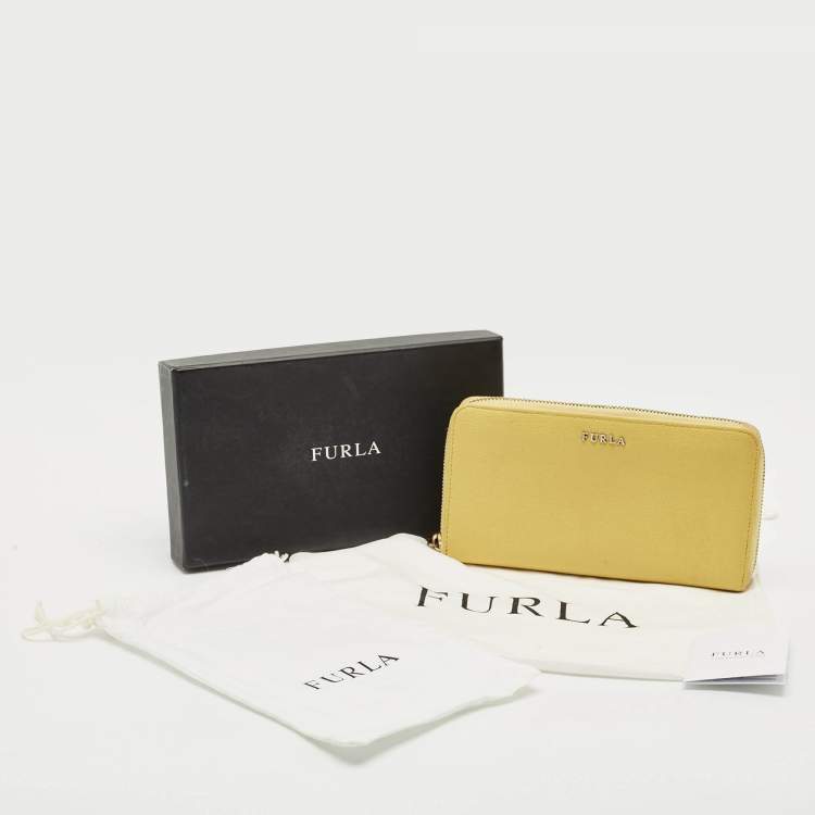 Pre Owned Furla Yellow Leather Zip Continental Wallet
