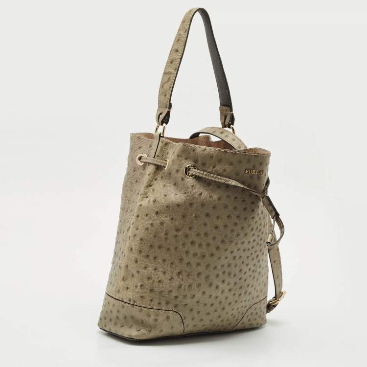 مملوكة مسبقًا Furla Light Green Ostrich Embossed Leather Drawstring Bucket Bag