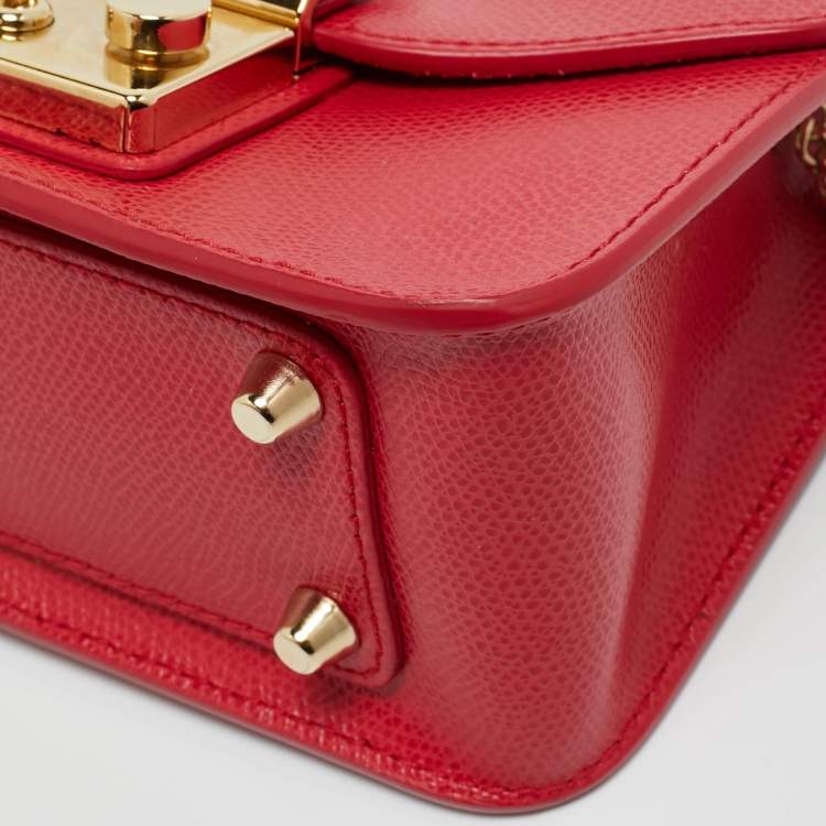 Pre Owned Furla Red Leather Mini Metropolis Chain Crossbody Bag