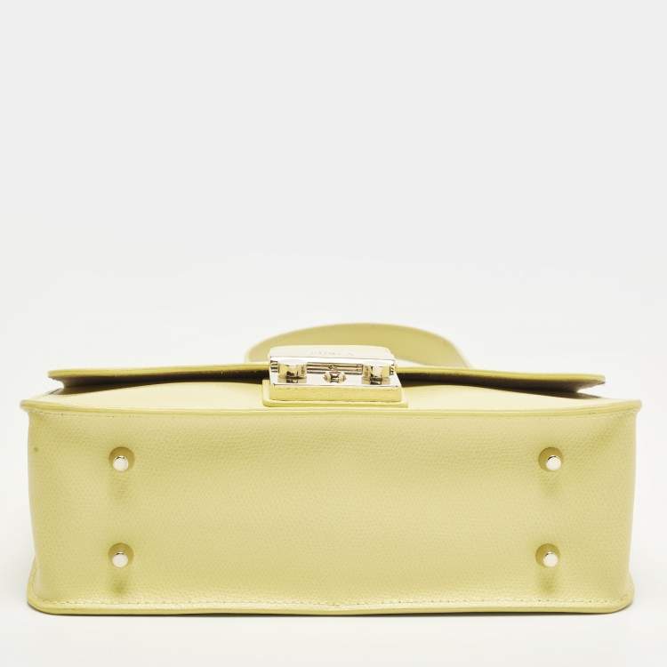 Pre Owned Furla Metropolis Yellow Leather Shoulder Bag