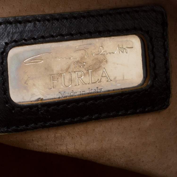 Pre Owned Furla Black Leather Shoulder Bag