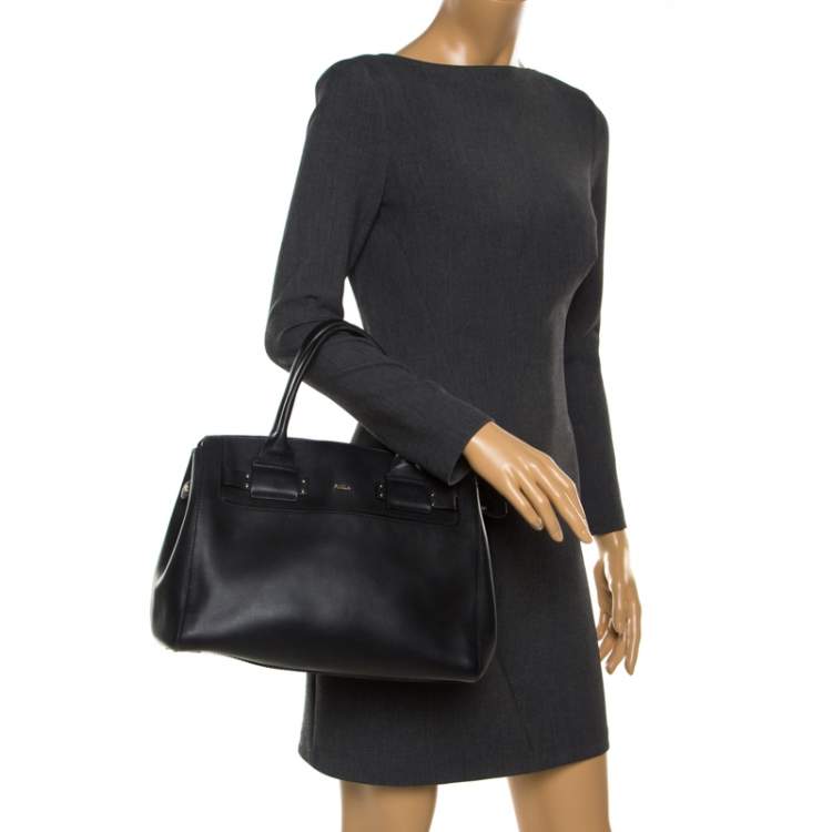Pre Owned Furla Black Leather Linda Top Handle Bag