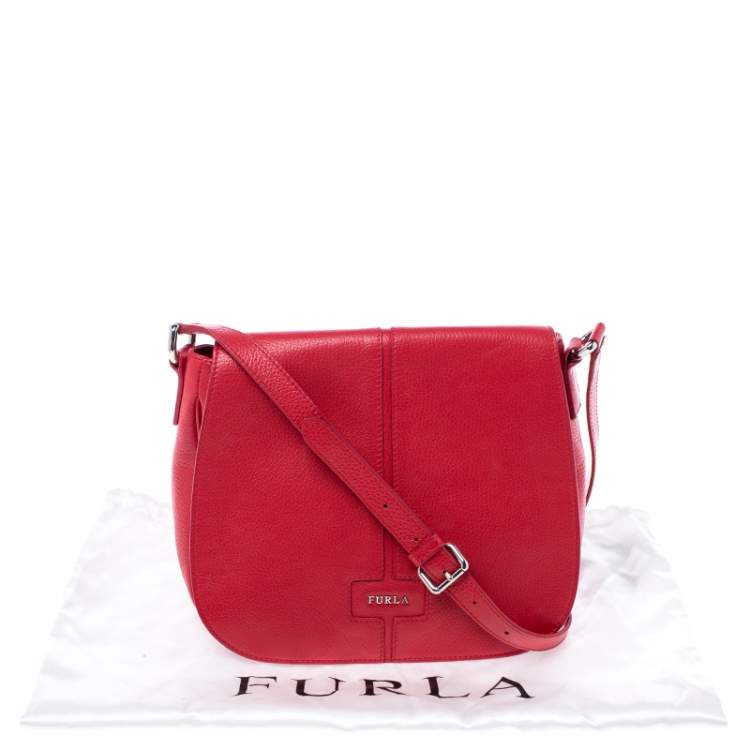 مملوكة مسبقًا Furla Red Leather Crossbody Bag