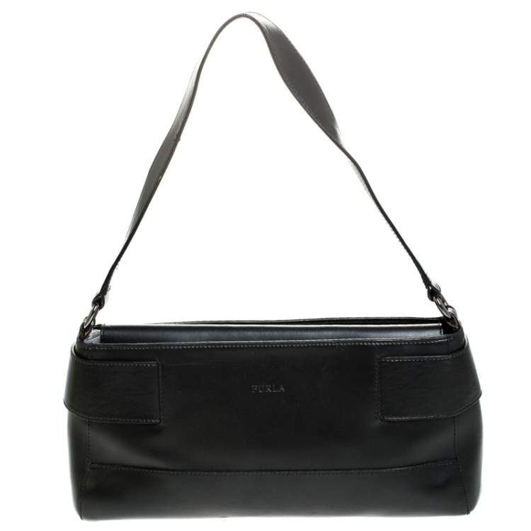 Pre Owned Furla Black Leather Shoulder Bag