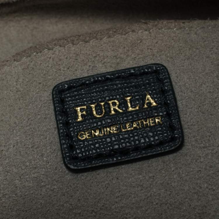 Pre Owned Furla Green Leather Stacy Drawstring Crossbody Bag