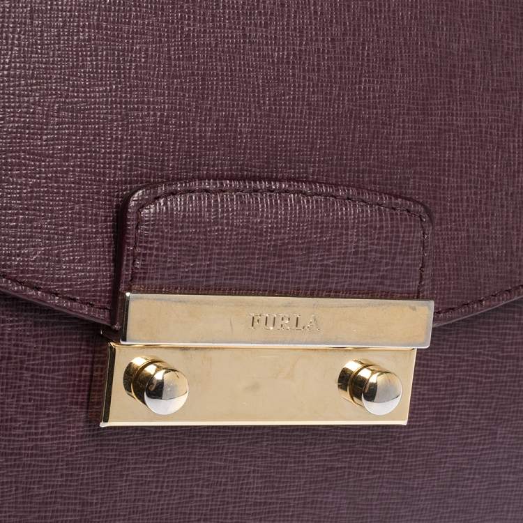 مملوكة مسبقًا Furla Burgundy Leather Metropolis Shoulder Bag