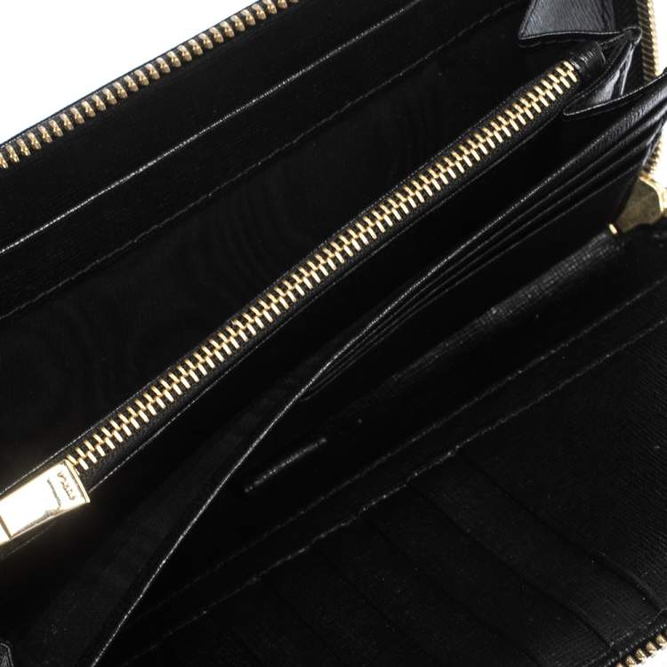 Pre Owned Furla Black Leather Zip Around Wallet