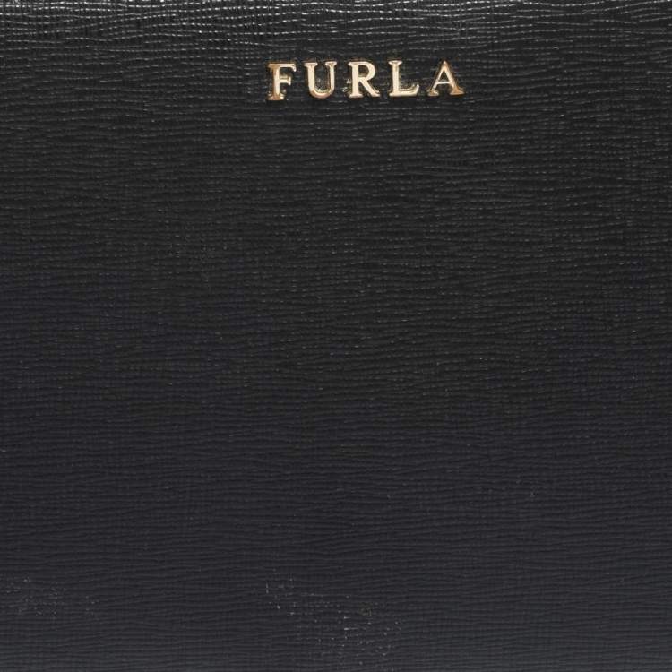 Pre Owned Furla Black Leather Zip Around Wallet