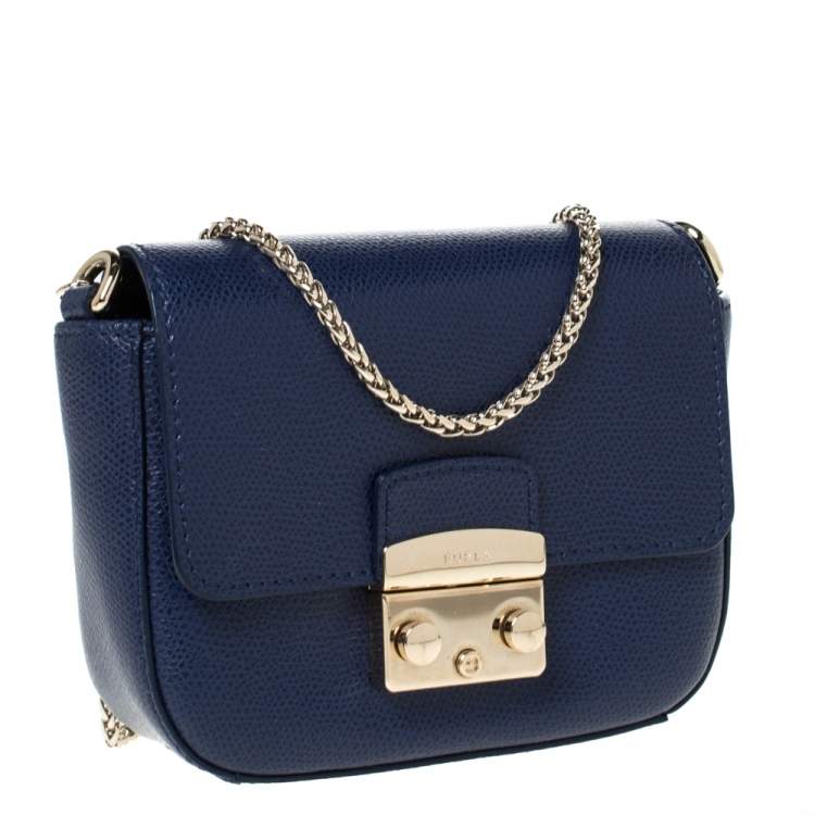 مملوكة مسبقًا Furla Navy Blue Leather Micro Metropolis Shoulder Bag