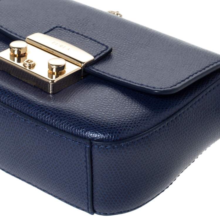 مملوكة مسبقًا Furla Navy Blue Leather Micro Metropolis Shoulder Bag