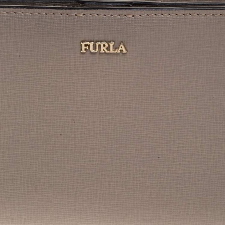 Pre Owned Furla Grey Leather Zipped Continental Wallet