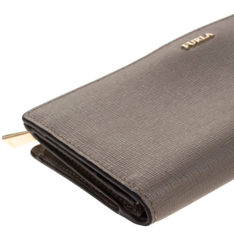 Pre Owned Furla Grey Leather Zipped Continental Wallet