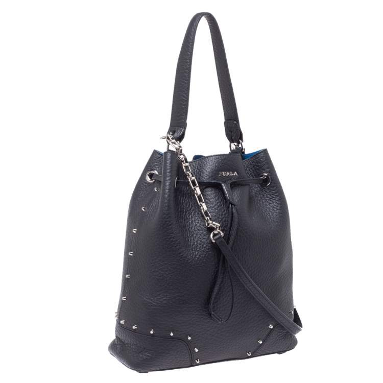 Pre Owned Furla Black Leather Drawstring Bucket Bag