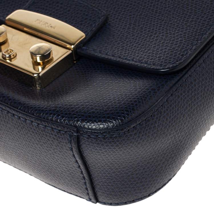 مملوكة مسبقًا Furla Indigo Leather Mini Metropolis Crossbody Bag