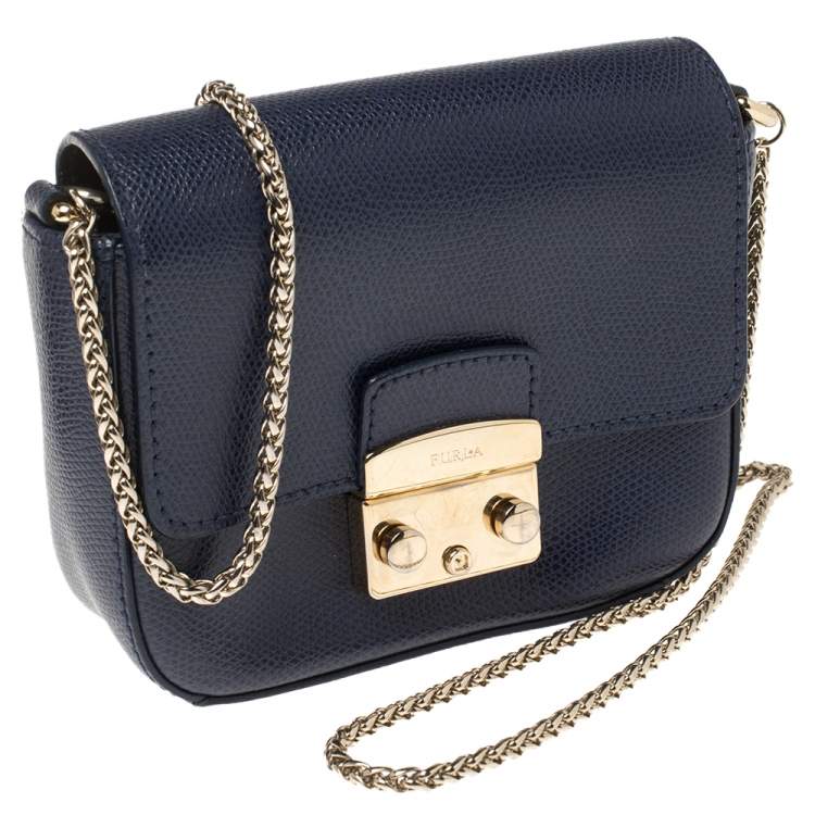 مملوكة مسبقًا Furla Indigo Leather Mini Metropolis Crossbody Bag