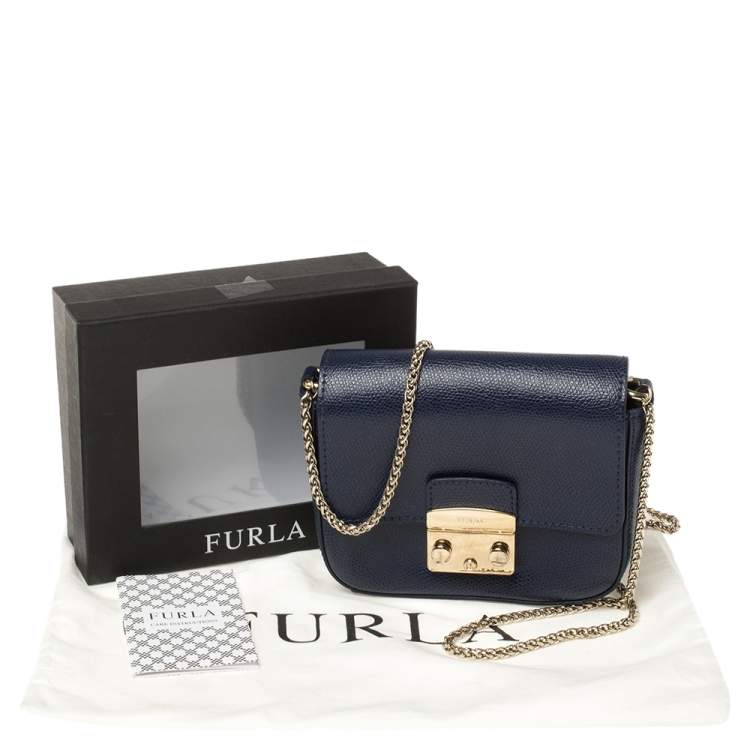 مملوكة مسبقًا Furla Indigo Leather Mini Metropolis Crossbody Bag