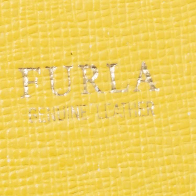 مملوكة مسبقًا Furla Yellow Leather Stacy Bucket Bag