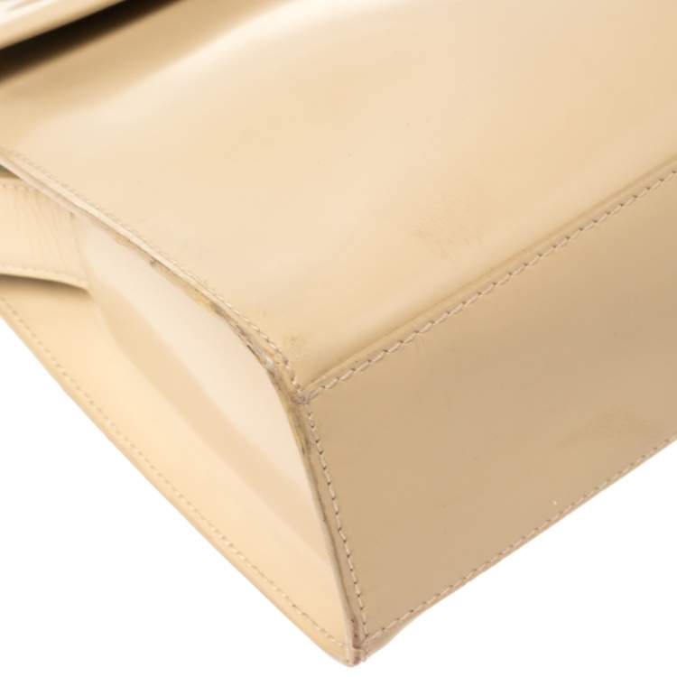 Pre Owned Furla Beige Patent Leather Shoulder Bag