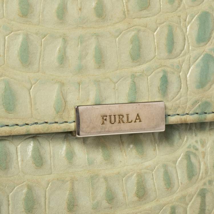 Pre Owned Furla Mint Green Croc Embossed Leather Compact Wallet