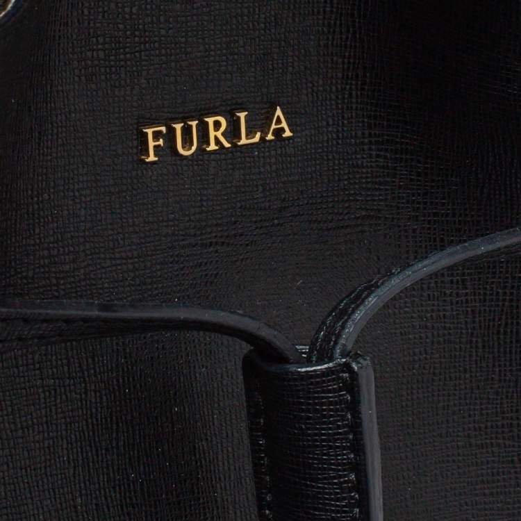 Pre Owned Furla Black Leather Stacy Drawstring Bucket Bag