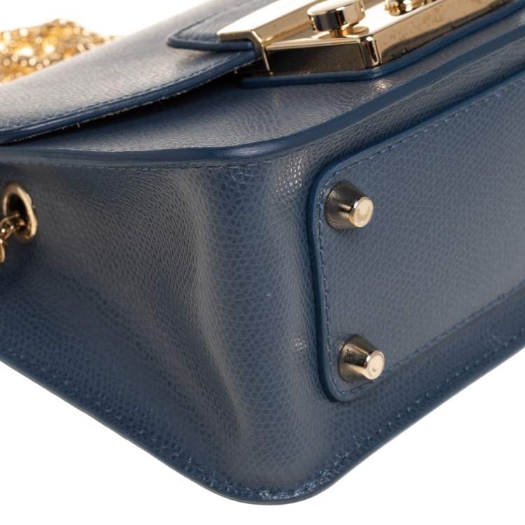 Pre Owned Furla Blue Leather Mini Metropolis Chain Crossbody Bag