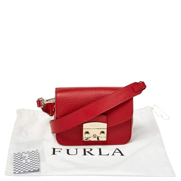 Pre Owned Furla Red Leather Mini Metropolis Crossbody Bag