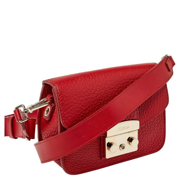 Pre Owned Furla Red Leather Mini Metropolis Crossbody Bag