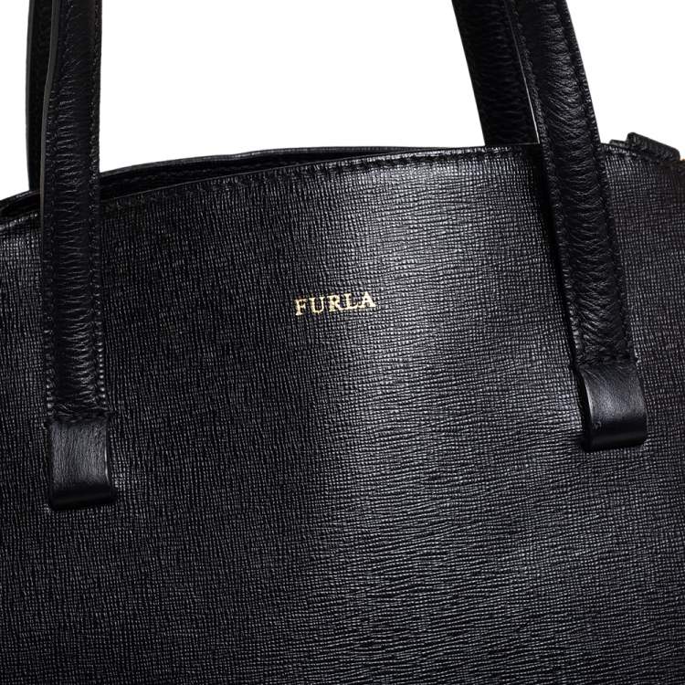 مملوكة مسبقًا Furla Black Leather and Patent Leather Tote