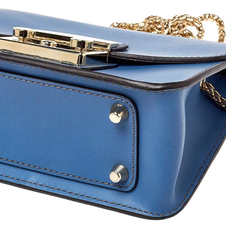 Pre Owned Furla Blue Leather Mini Metropolis Chain Crossbody Bag