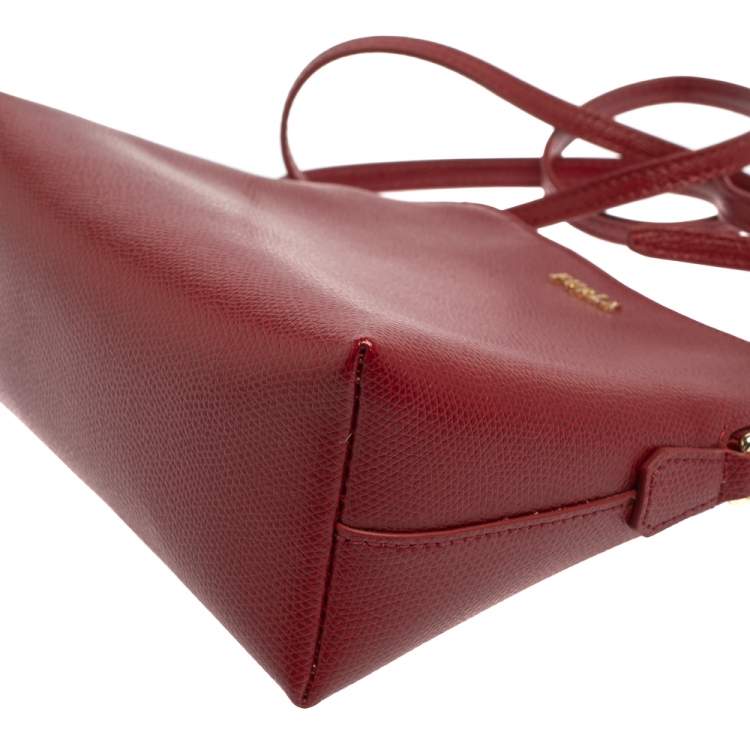Pre Owned Furla Red Leather Boheme Crossbody Bag
