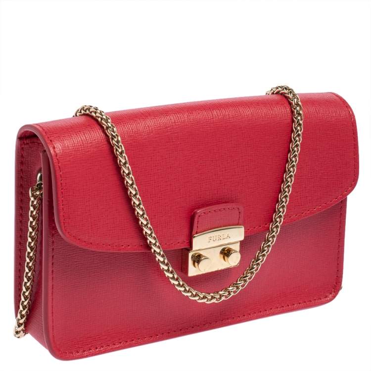 Pre Owned Furla Red Leather Mini Metropolis Crossbody Bag