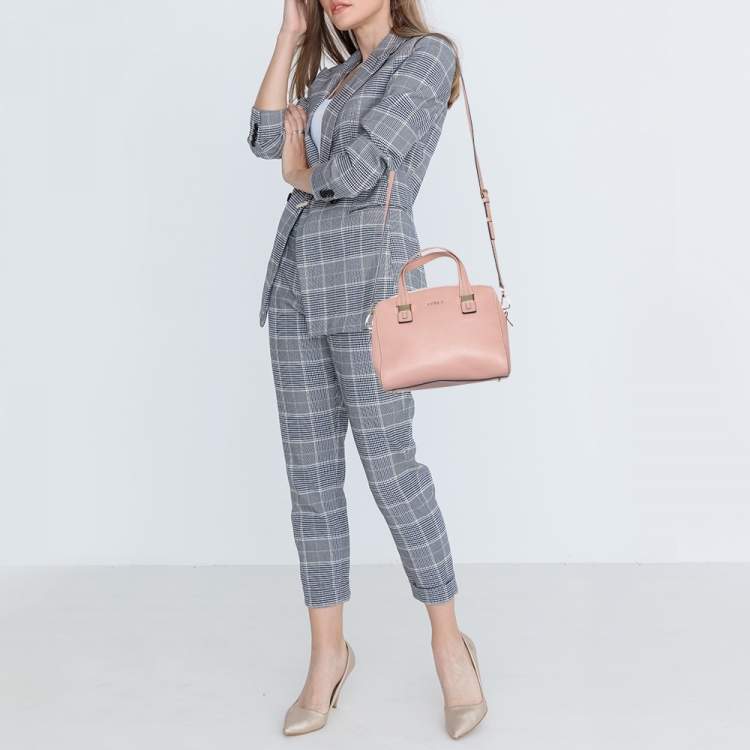 Pre Owned Furla Pink Pebbled Leather Amelie Satchel