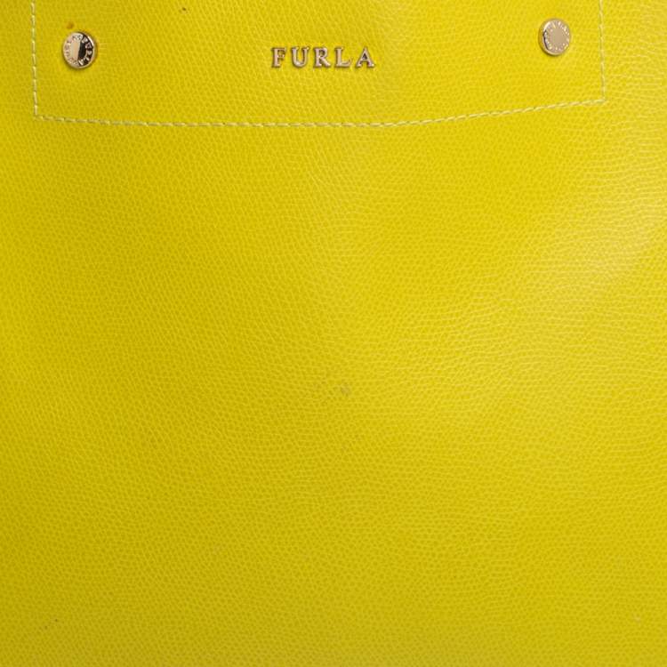 مملوكة مسبقًا Furla Lime Yellow Leather Daisy Tote