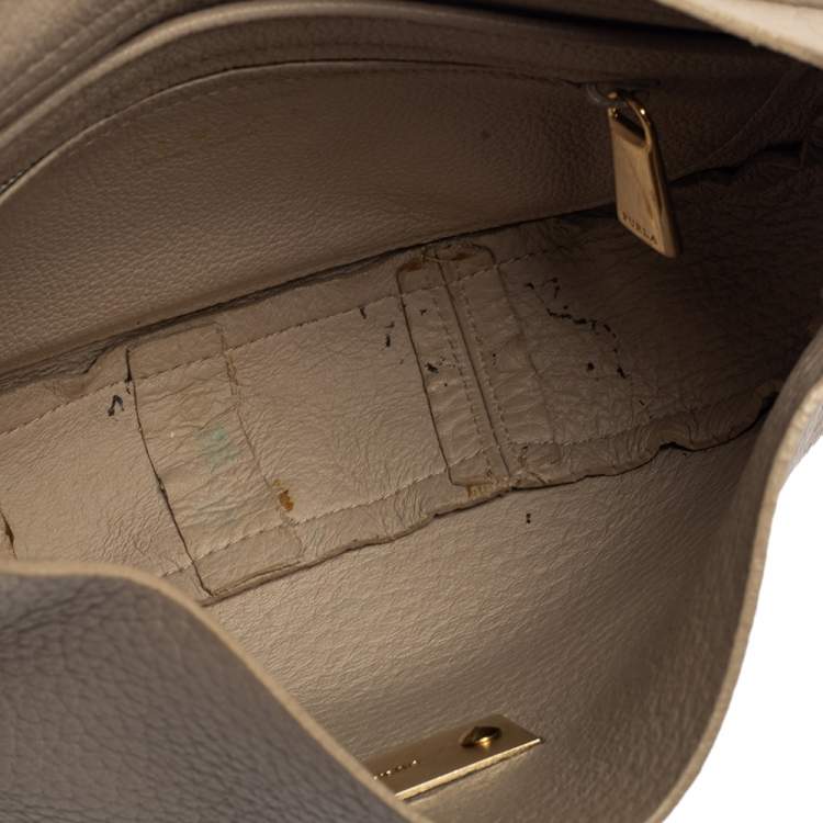 Pre Owned Furla Taupe Grained Leather Club Crossbody Bag