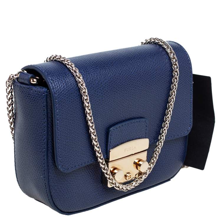 Pre Owned Furla Navy Blue Leather Micro Metropolis Crossbody Bag