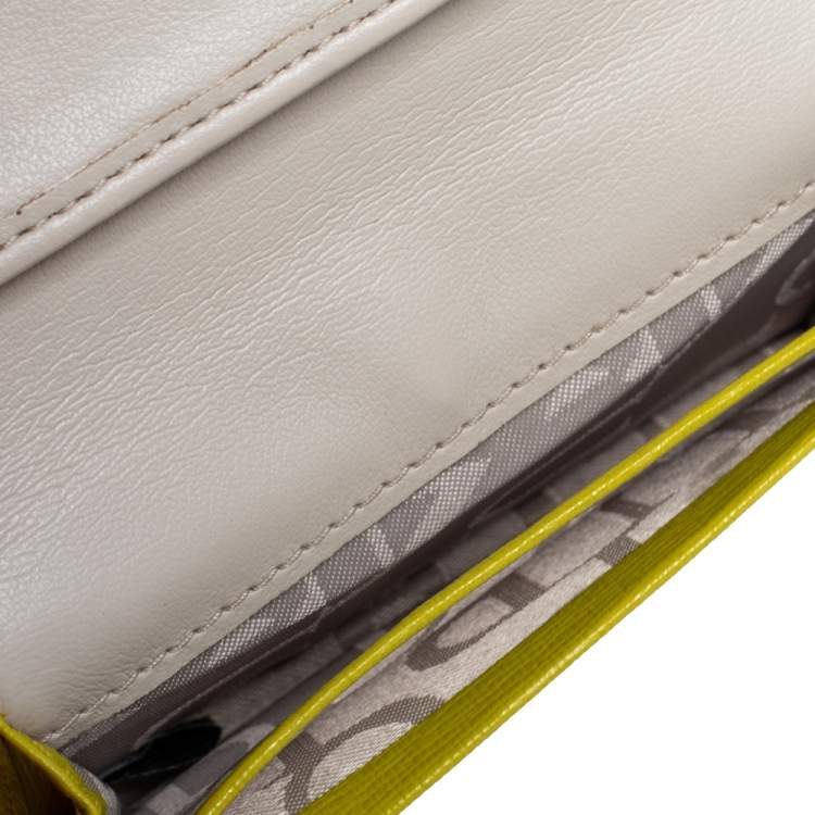 Pre Owned Furla Lime Green Leather Bifold Card Holder