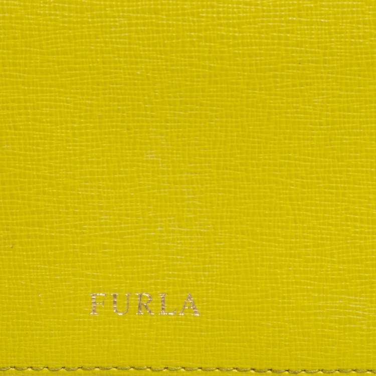 Pre Owned Furla Lime Green Leather Bifold Card Holder