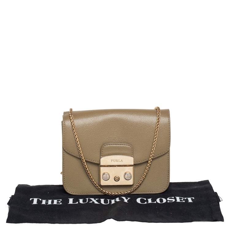 Pre Owned Furla Khaki Green Leather Mini Metropolis Chain Crossbody Bag