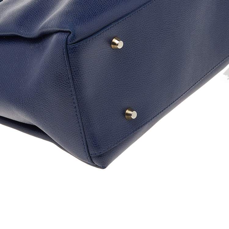 مملوكة مسبقًا Furla Navy Blue Leather Large Lotus Carry All Tote