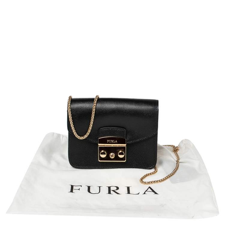 Pre Owned Furla Black Leather Mini Metropolis Chain Crossbody Bag