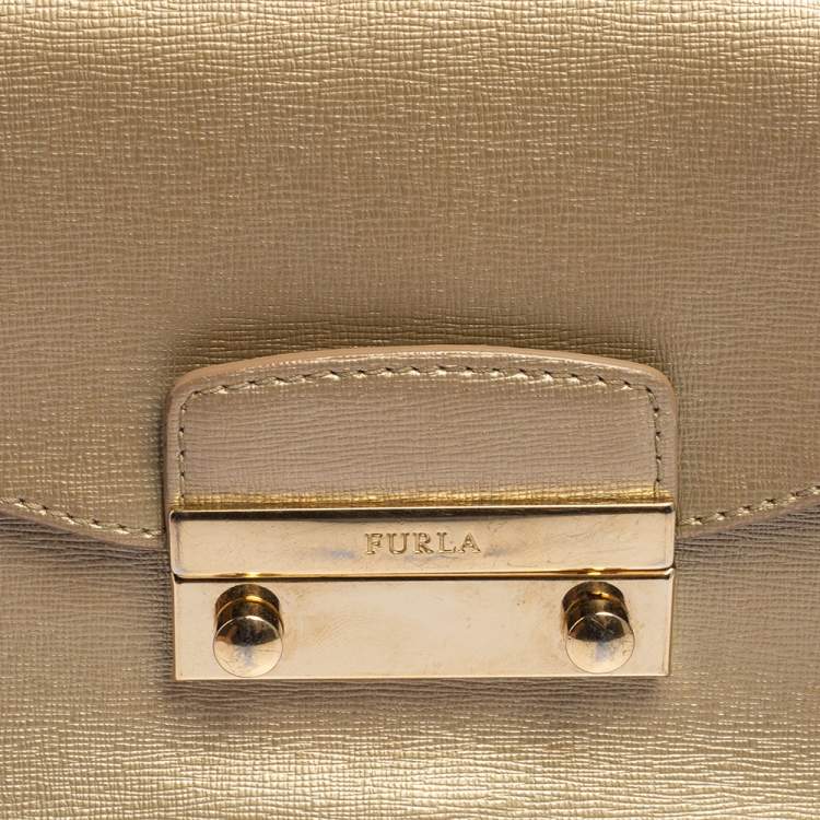 Pre Owned Furla Gold Leather Mini Metropolis Chain Crossbody Bag