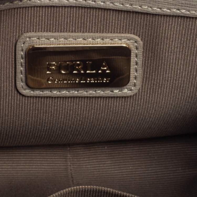 مملوكة مسبقًا Furla Grey Leather Julia Studded Crossbody Bag