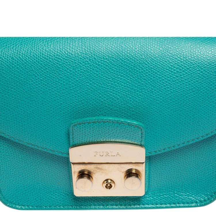 Pre Owned Furla Turquoise Leather Metropolis Crossbody Bag